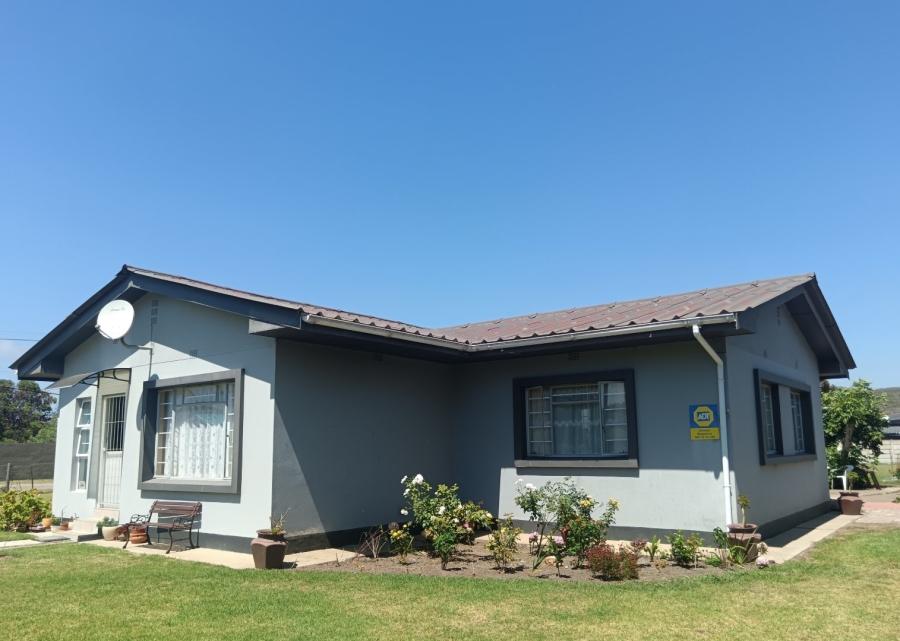 4 Bedroom Property for Sale in Klein Brak Western Cape